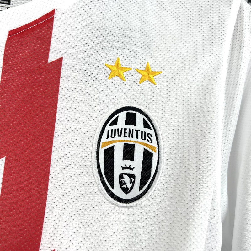 Camisa Juventus III 11/12 - Versão - Retrô