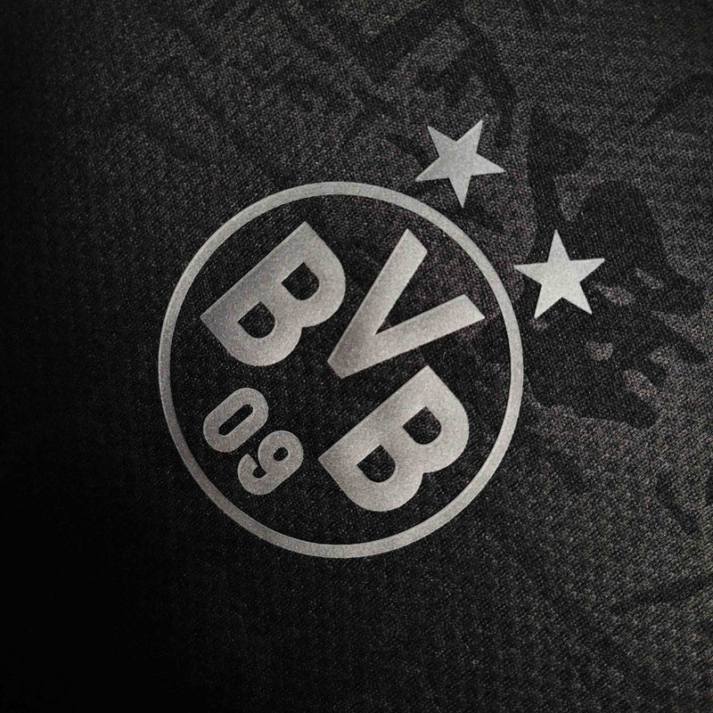 Camisa Borussia Dortmund Edição Especial Blackout 22/23 - Versão - Retrô