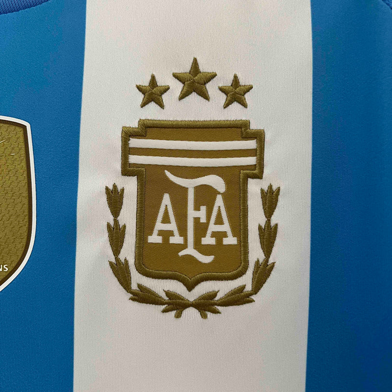 Camisa Argentina I 24/25 + Patch Copa 2022 - Versão - Feminina