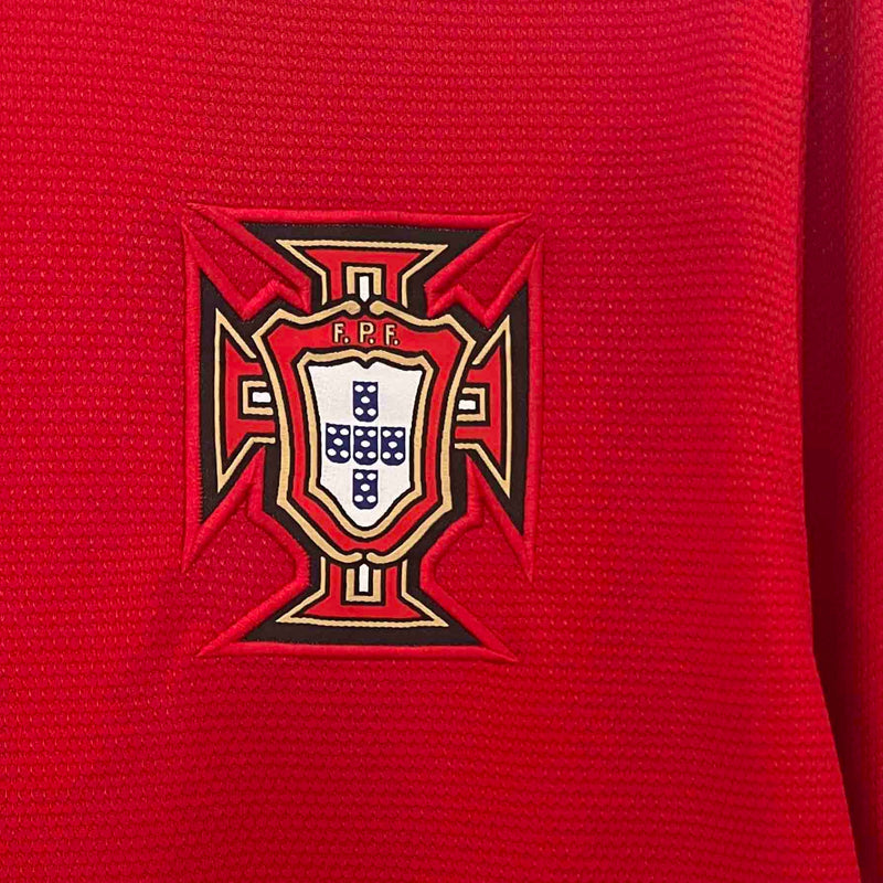 Camisa Portugal I 12/13 - Versão - Retrô